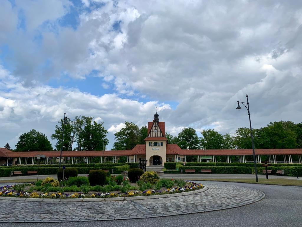 Neue Stillvolle Wohnung Im Steinbach Palais, Ideale Lage Bad Saarow Extérieur photo