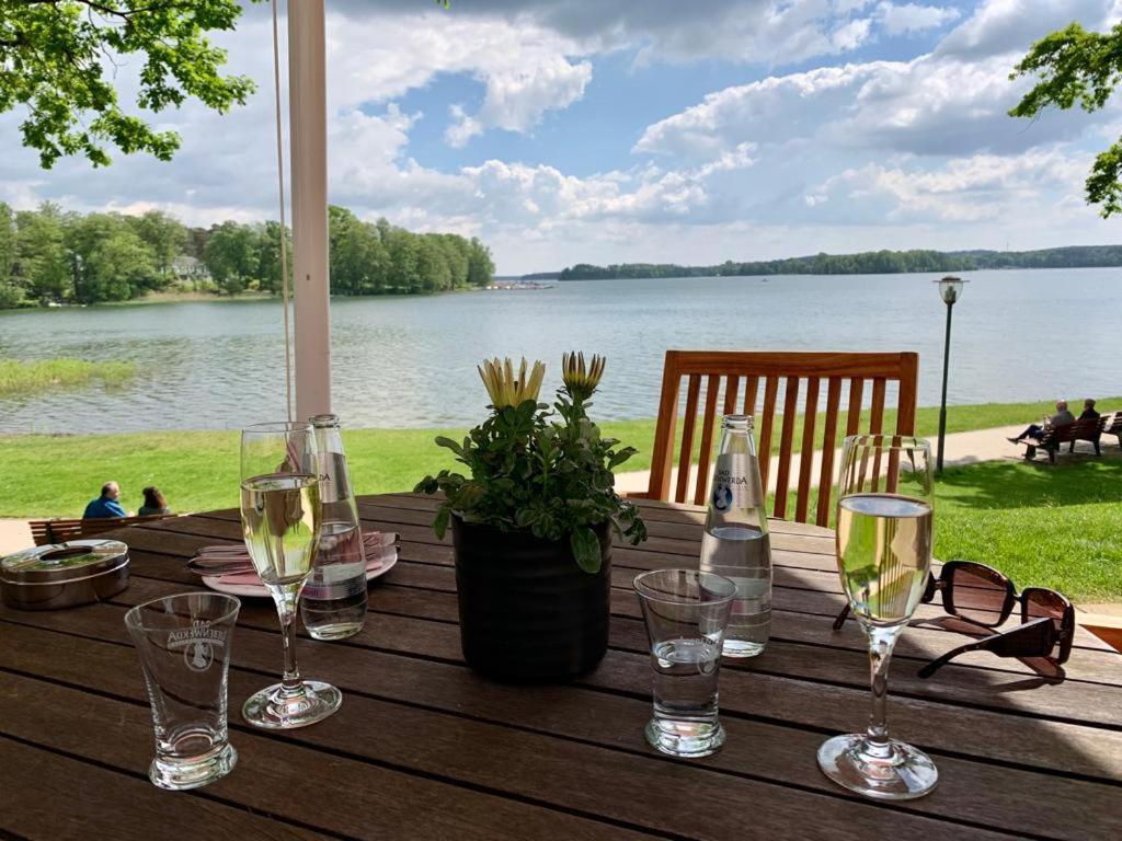 Neue Stillvolle Wohnung Im Steinbach Palais, Ideale Lage Bad Saarow Extérieur photo